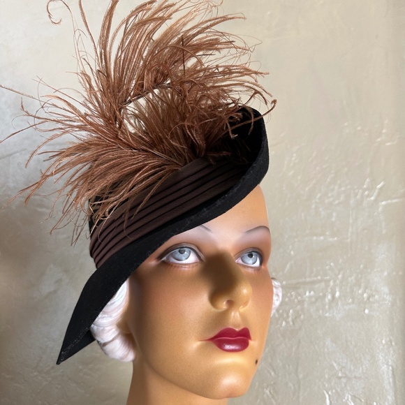 SMART 1940\'s BLACK FELT FEDORA - DRAPED BAND + BROWN CURLED OSTRICH FEATHER main image 4